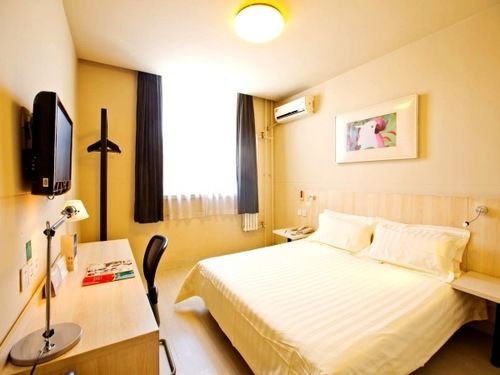 Zhanghe Hotel (Changzhi Municipal Government South Branch)