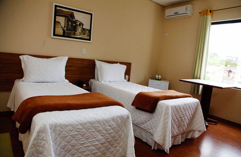 Hotel JWF