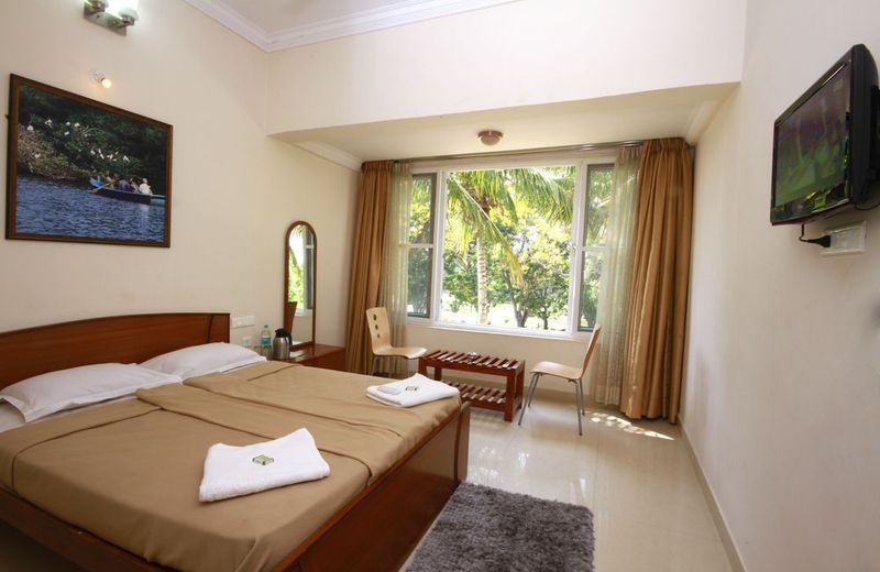 KSTDC Hotel Mayura Kauvery KRS