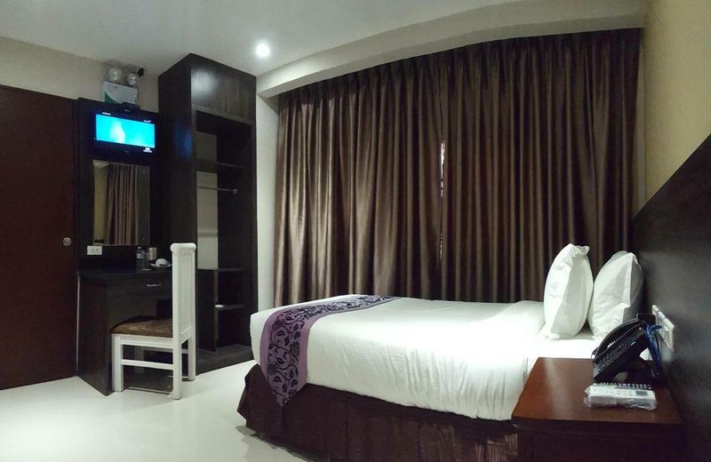 Panorama summit hotel