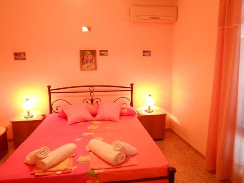 Agnes Rooms