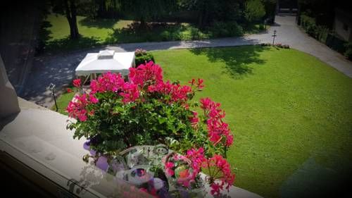 Outdoor Pictures 22