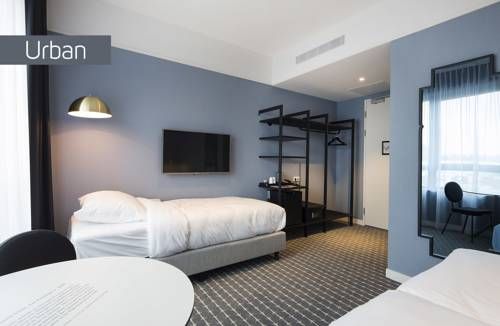Corendon Urban Amsterdam Schiphol Airport Hotel
