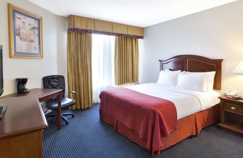 Holiday Inn Houston Hobby Airport, an IHG Hotel