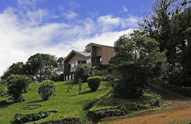 Poas Volcano Lodge