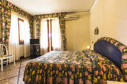 Hotel Sonia