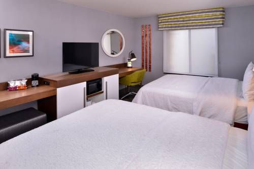 Hampton Inn & Suites Buena Park