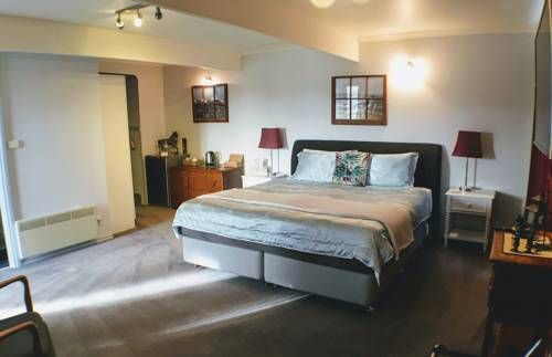 Storm Bay B&B
