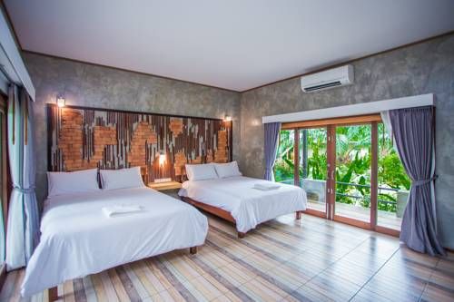 Palm Pran Resort