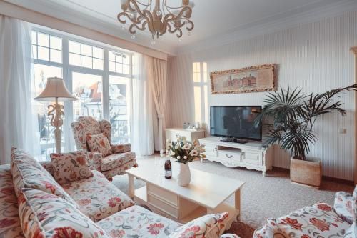 Gosudarev's House Hotel complex Imperial Village