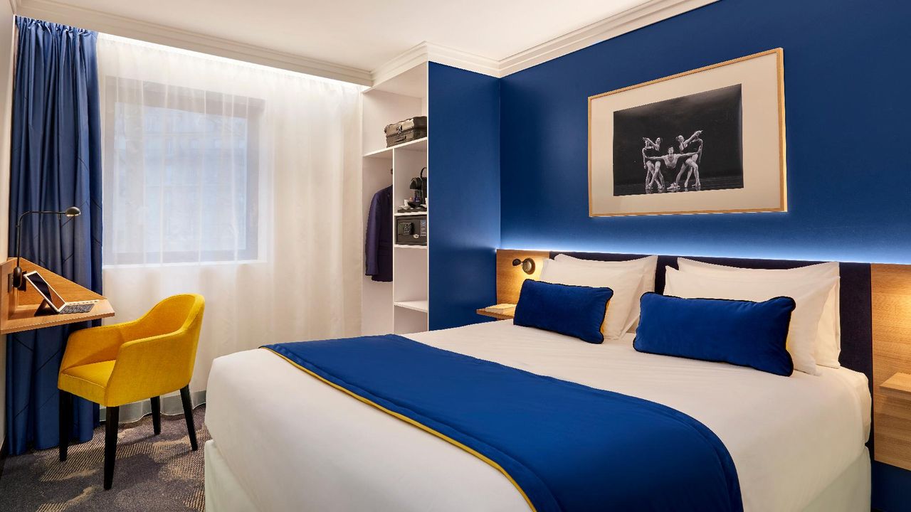 B&B HOTEL Paris 17 Batignolles