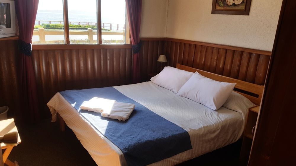 Hostal y Cabañas Vista al Mar