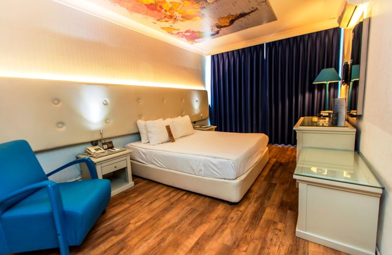 Hotel Etap Mola