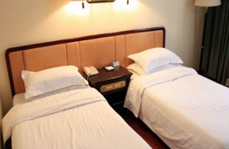 Anyang Zhongyuan Hotel