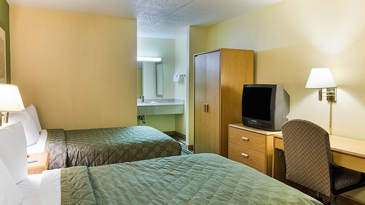 Motel 6-Ashland, OH
