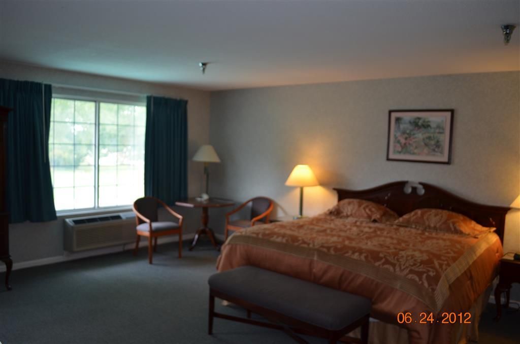 Surrey Inn Hotel Ashland