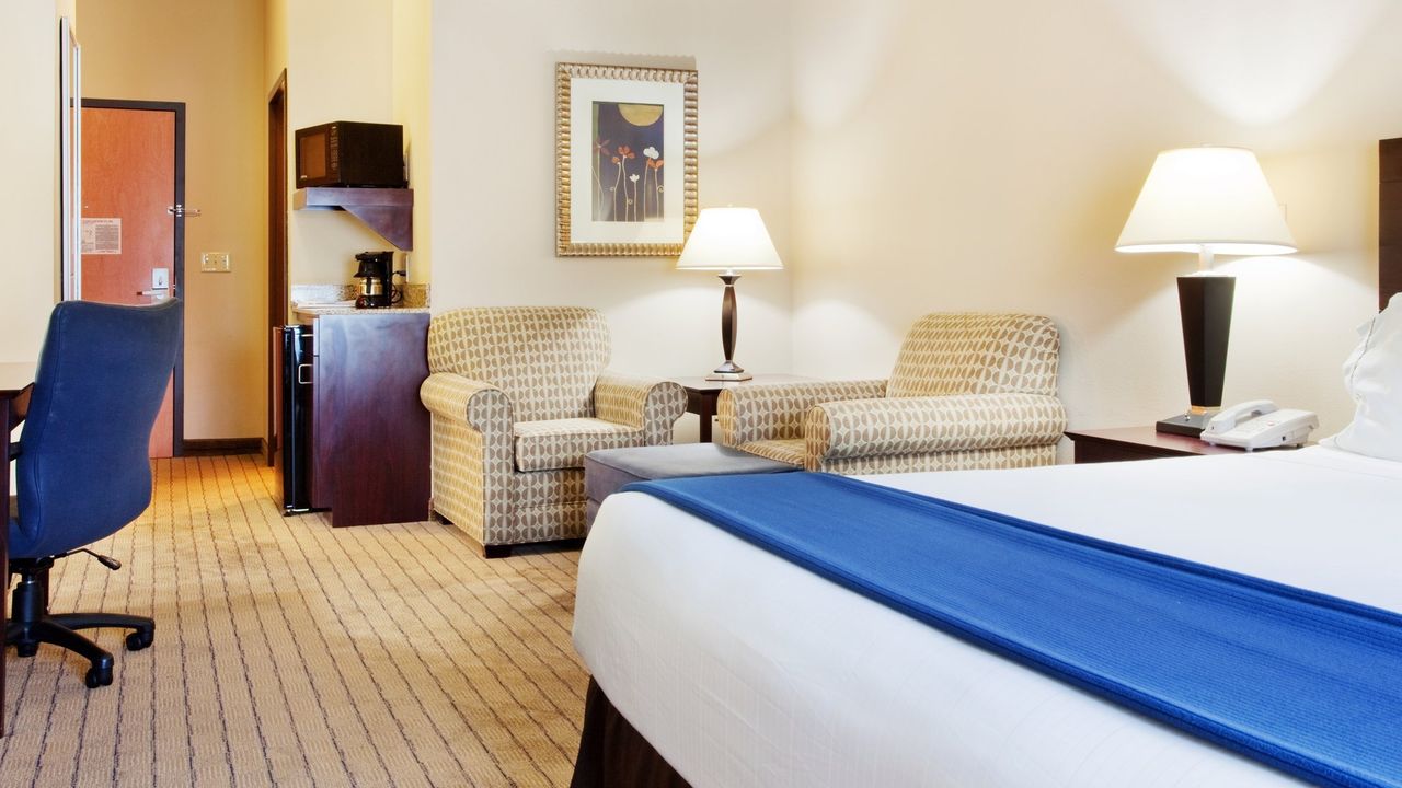 Holiday Inn Express Hotel & Suites Austell Powder Springs, an IHG Hotel