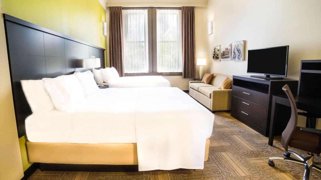 Staybridge Suites Baltimore - Inner Harbor, an IHG Hotel
