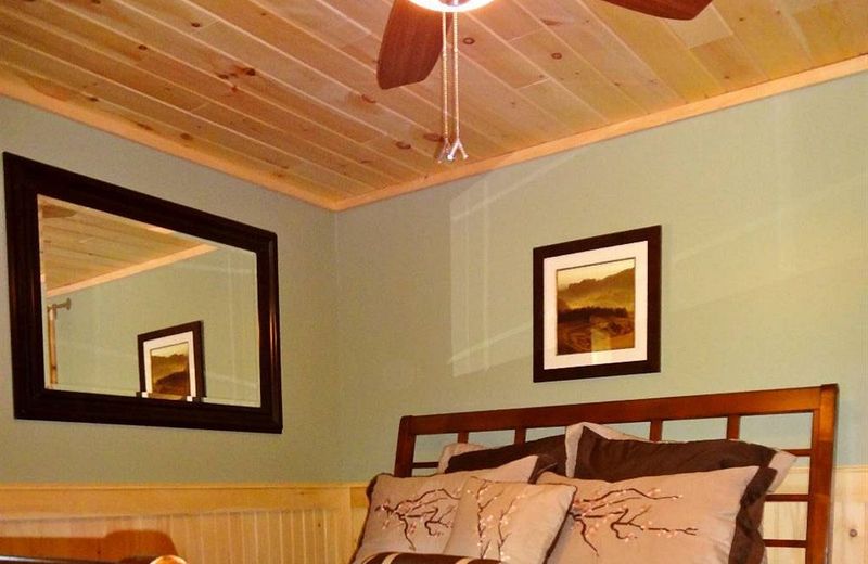 Hinckley's Dreamwood Cottages
