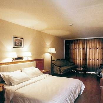 Beihai Silver Beach Holiday Hotel