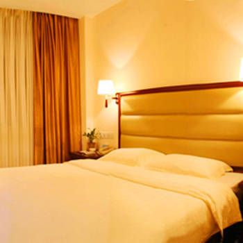 Sunshine Holiday Hotel