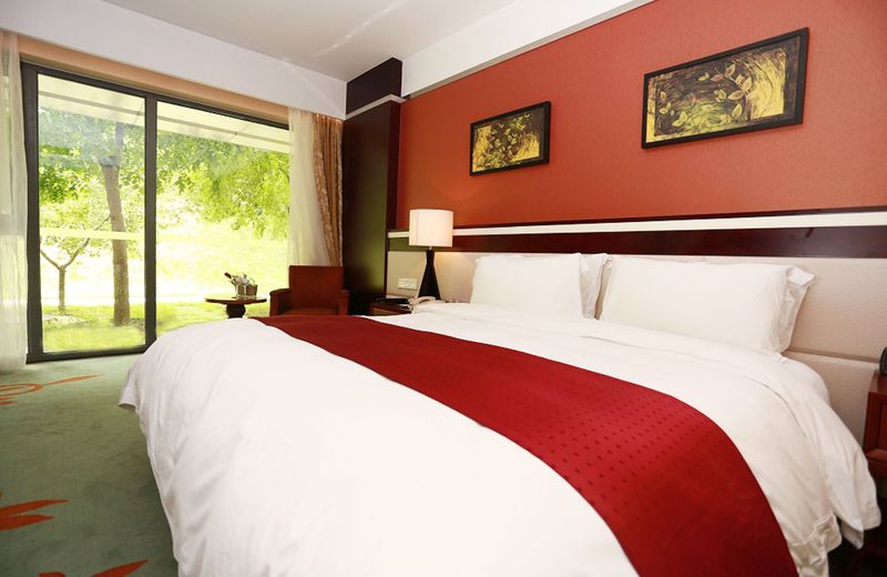 Holiday Inn Beijing Shijingshan Parkview, an IHG Hotel