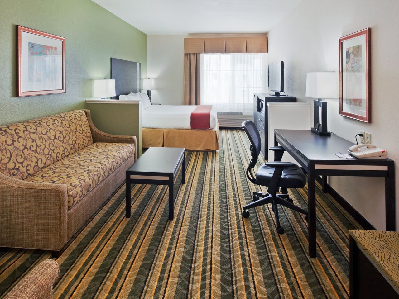 Holiday Inn Express Berkeley, an IHG Hotel