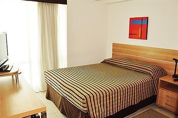 Biarritz Hplus Long Stay