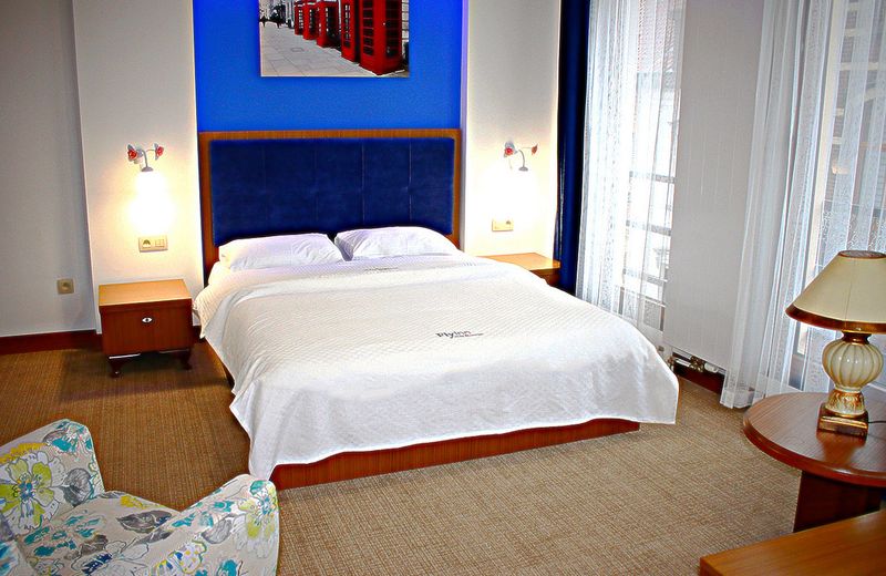 Fly Inn Hotel & Lounge - Brussels Airport