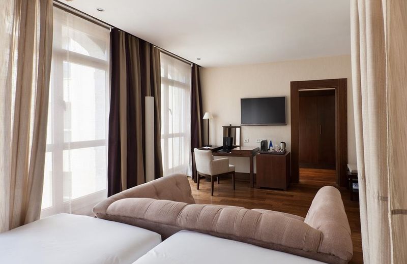 NH Collection Palacio de Burgos