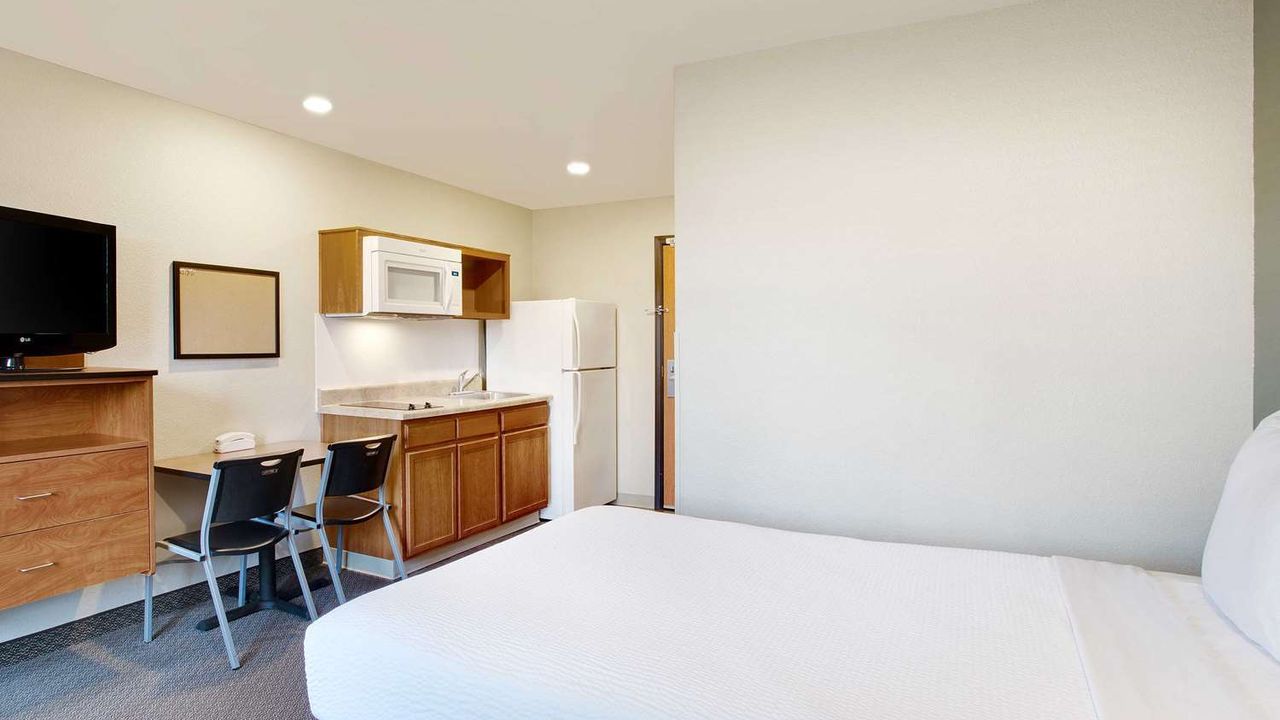 WoodSpring Suites Washington DC Andrews AFB