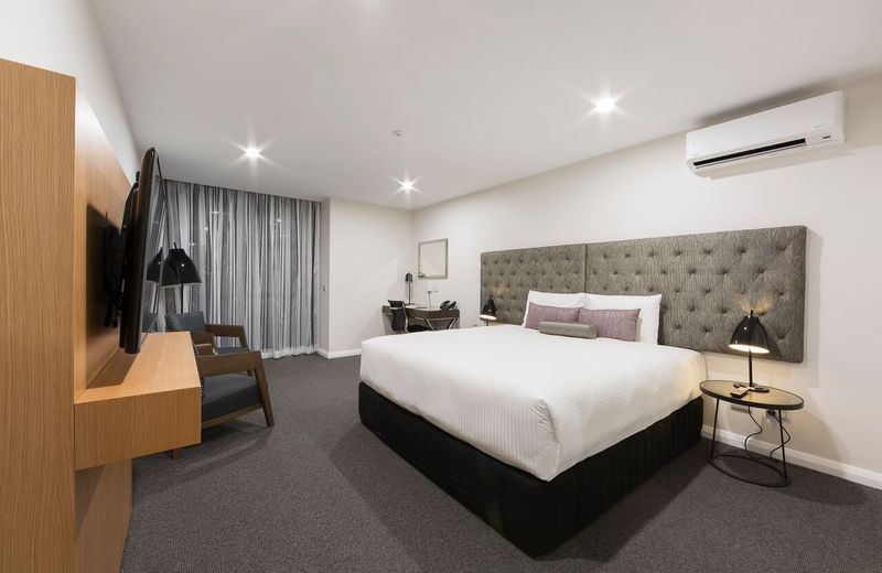 Avenue Hotel Canberra