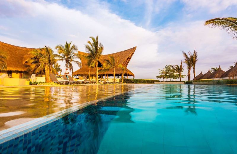 Conrad Cartagena by Hilton