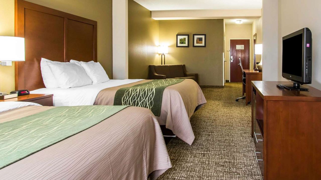 Comfort Inn & Suites Cave City