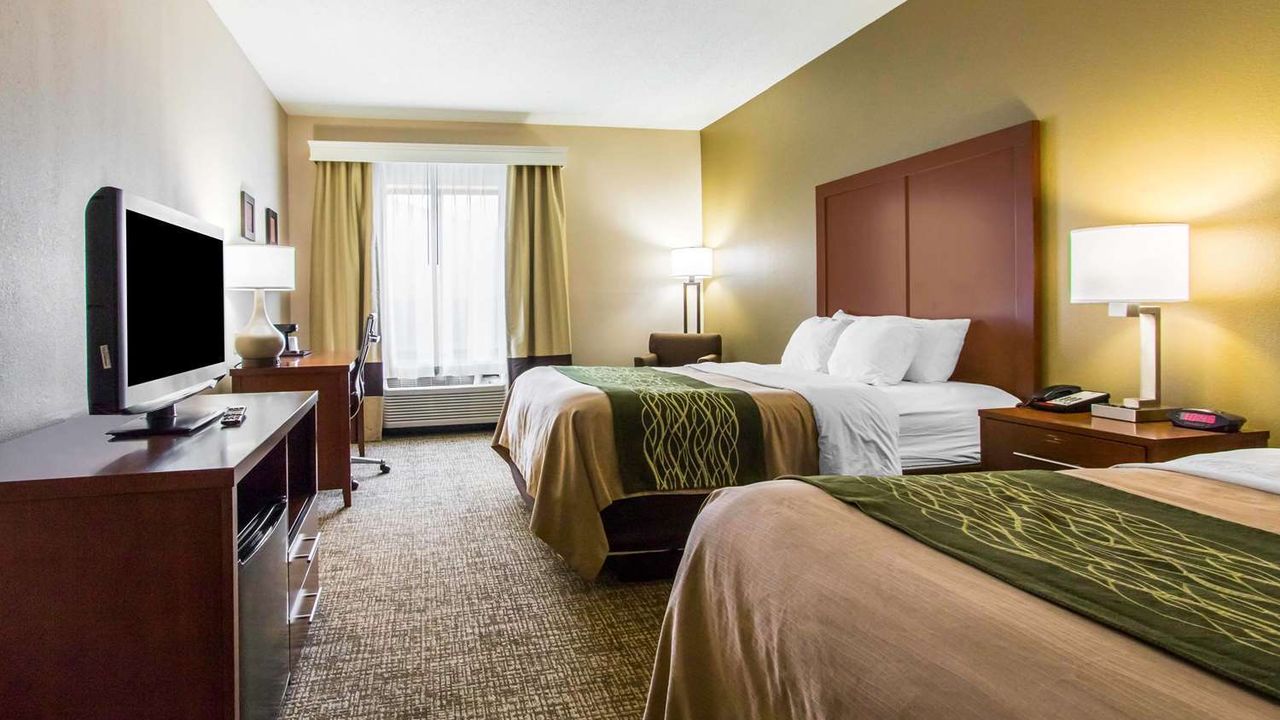 Comfort Inn & Suites Cave City