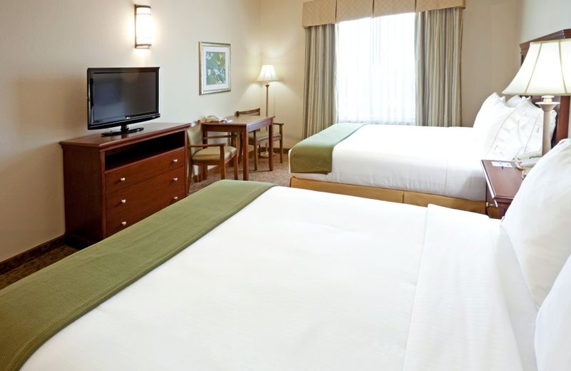 Holiday Inn Express Hotel & Suites Cedar Hill, an IHG Hotel