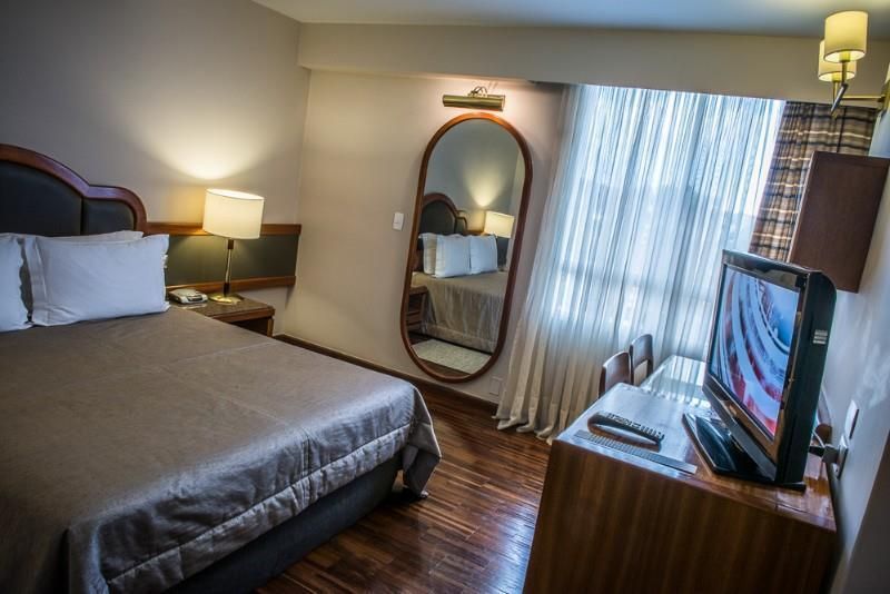 Bourbon Curitiba Hotel & Suítes