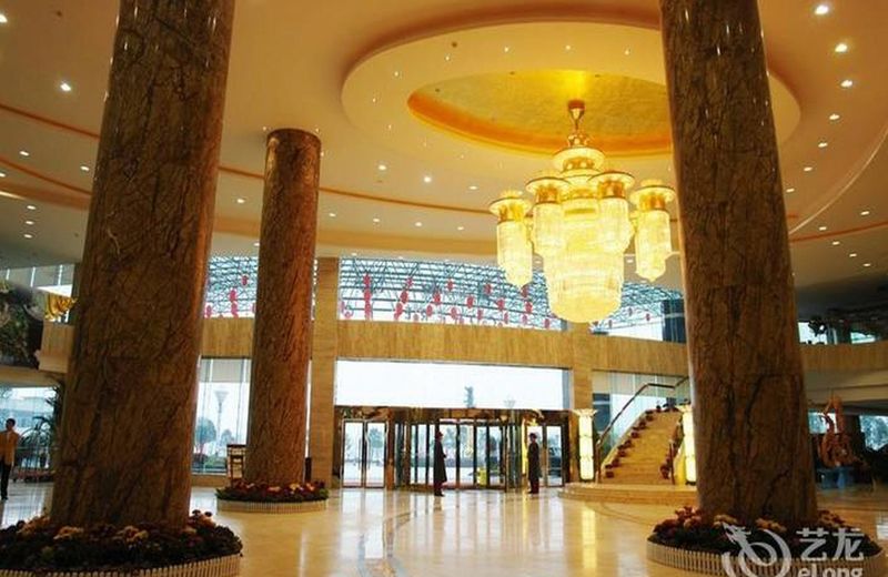 Cohere Hotel Changde