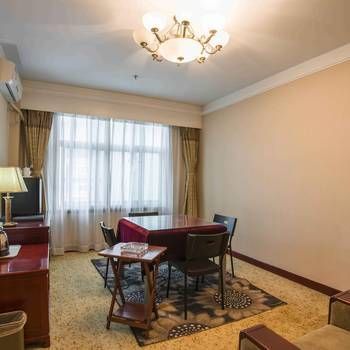 Chengde Huacheng Hotel