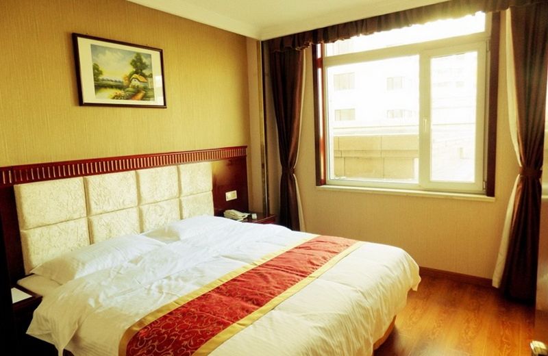 GreenTree Inn Hebei Chengde Luanping Luanyang Road Xiangyuan Road Express Hotel