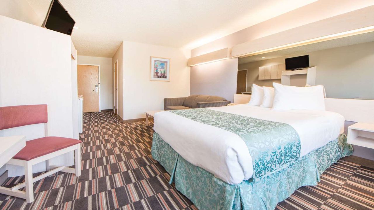 Microtel Inn & Suites Claremore