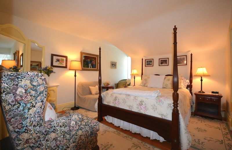 1842 Bed & Breakfast