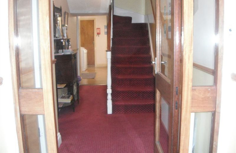 Clon Ross Guesthouse