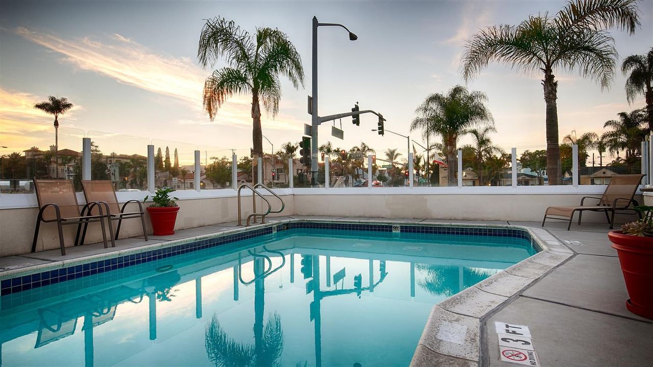 Best Western Plus Suites Hotel Coronado Island