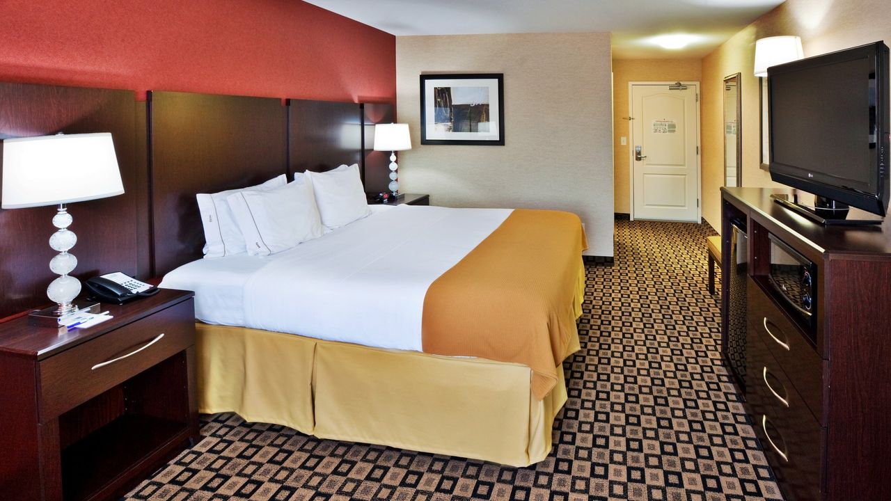 Holiday Inn Express Hotel & Suites Crawfordsville, an IHG Hotel