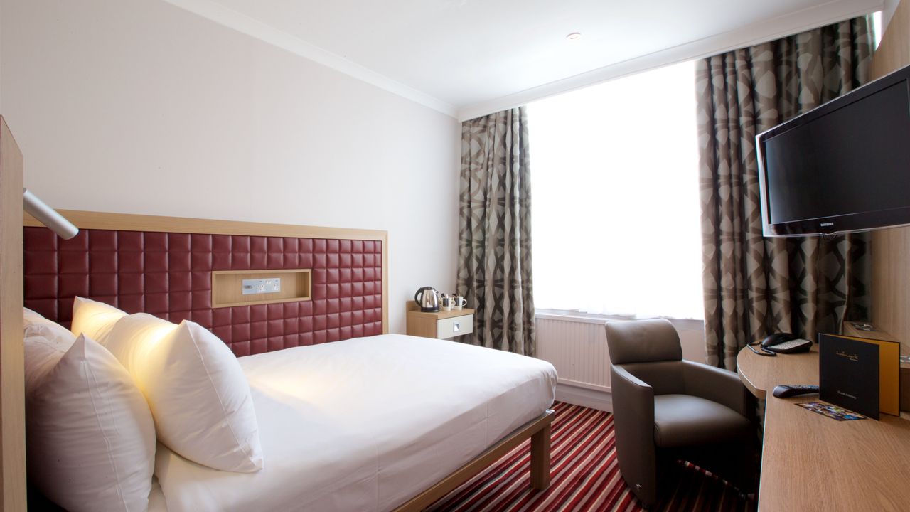 London Croydon Aerodrome Hotel, BW Signature Collection
