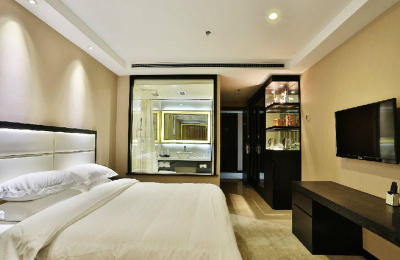 HR-East Hotel
