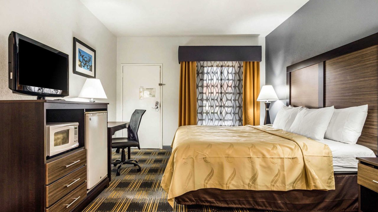 Quality Inn near Six Flags Douglasville