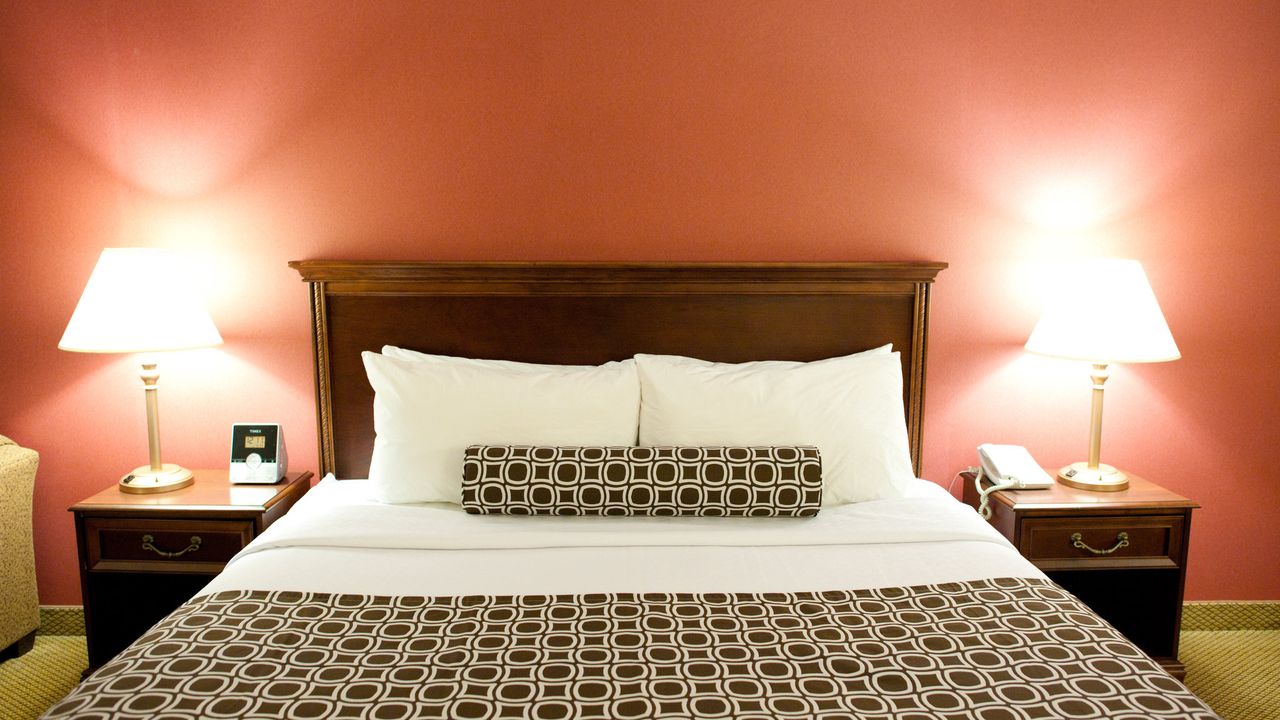 Crowne Plaza Edison, an IHG Hotel