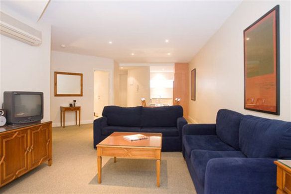 BENTLEY SUITES